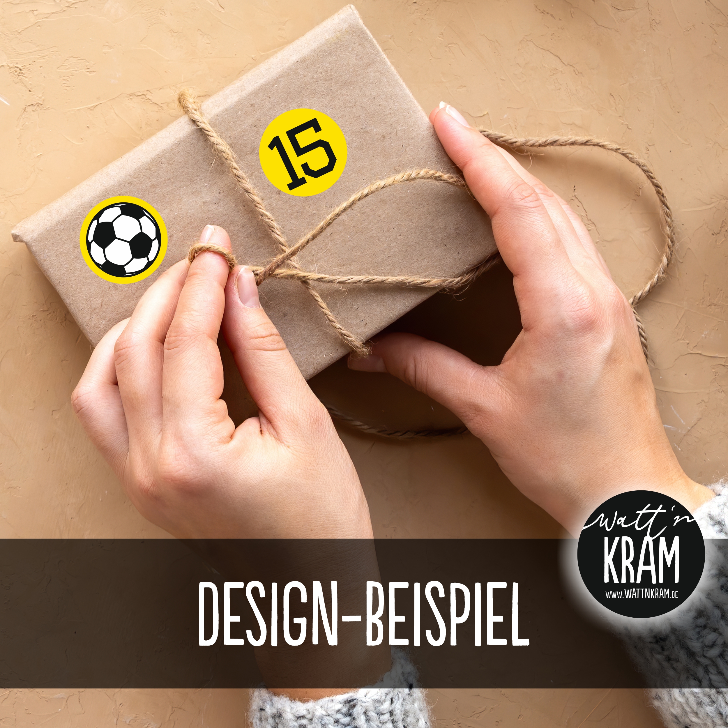 Adventskalender Aufkleber Fußball - 48 Sticker mit 24 Tüten zum selbst Befüllen - gelb/schwarz